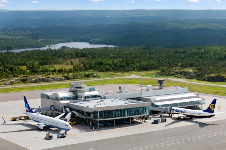 Göteborg Landvetter flygplats terminal utifrån